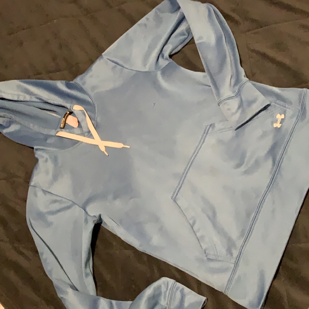 Under armour sweatshirt